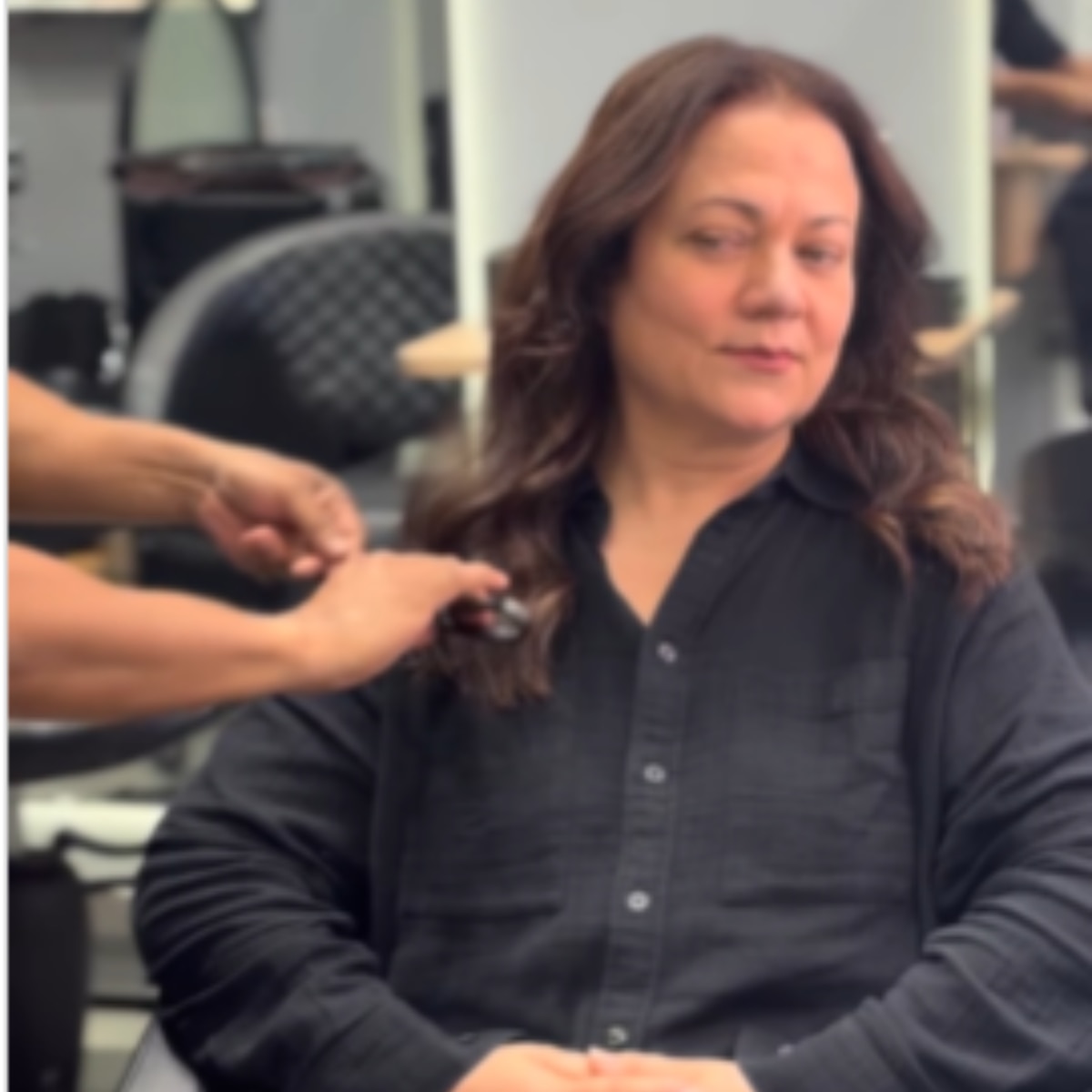 actress mandakini new haircut