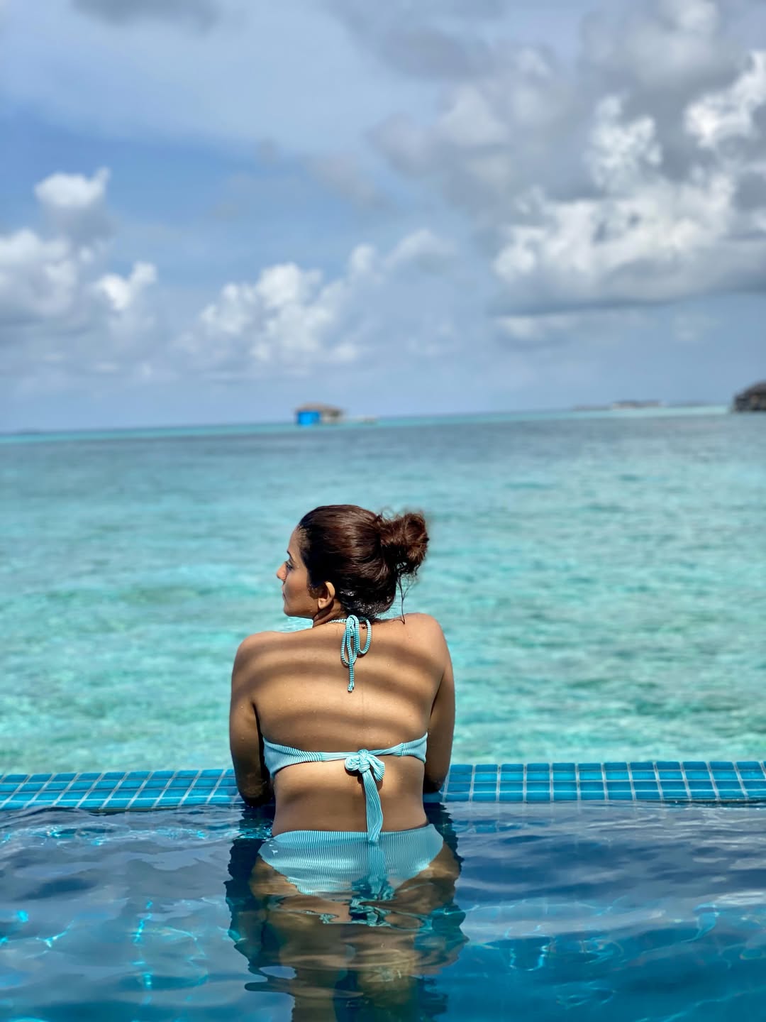 Monalisa bikini photos