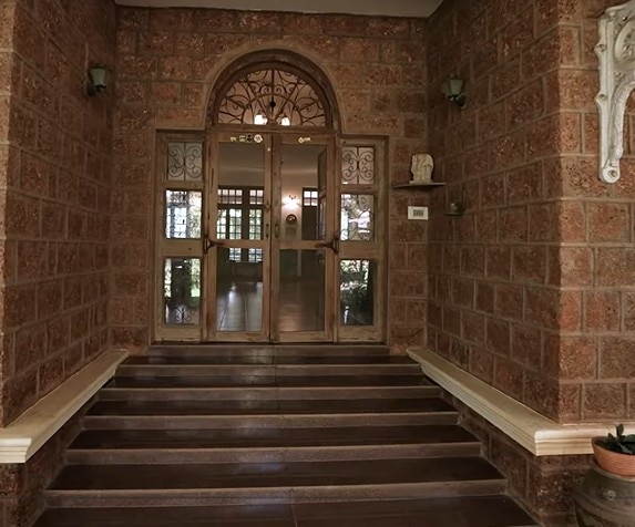 Neelam Bungalow Tour 