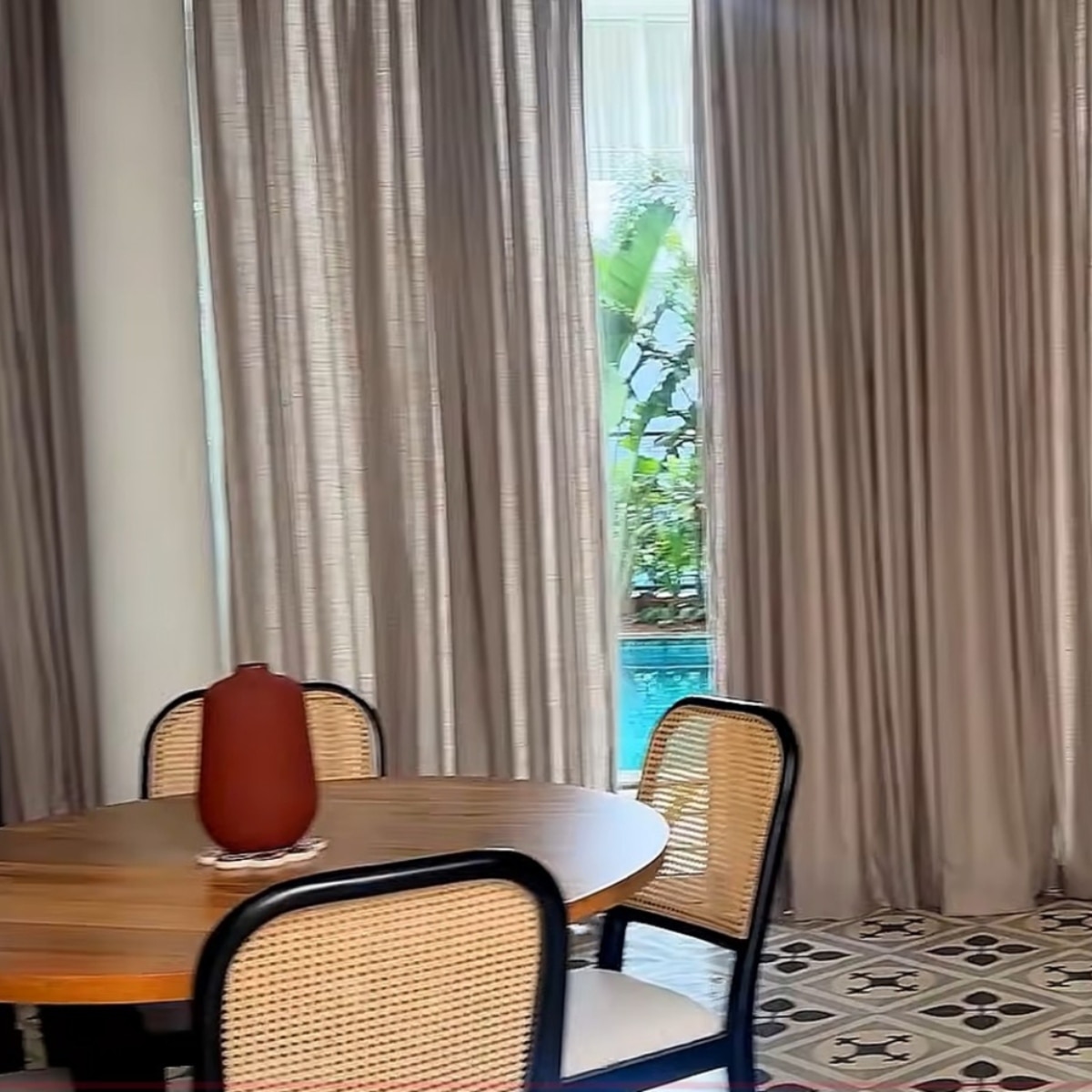 parul gulati goa house
