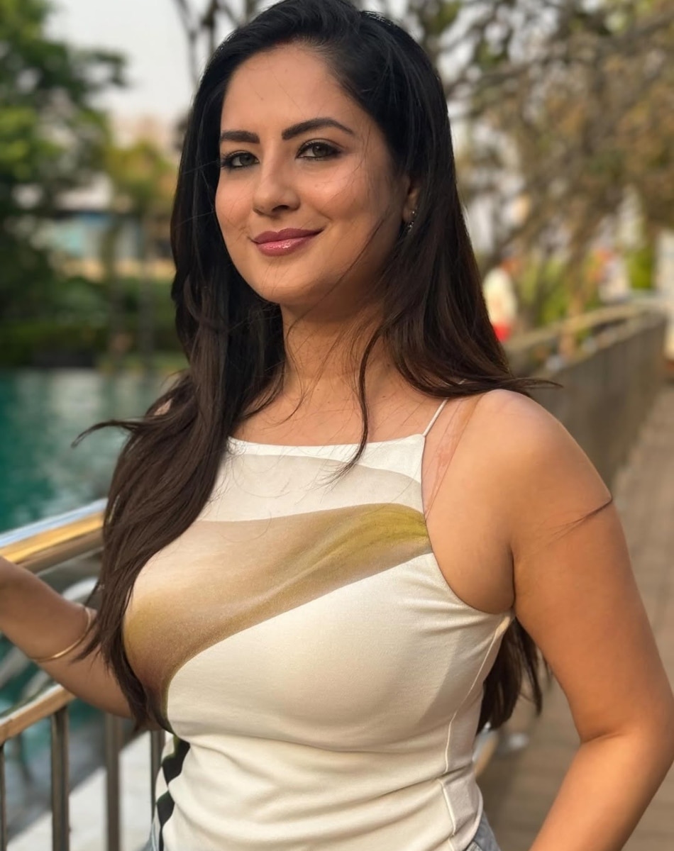pooja banerjee motherhood