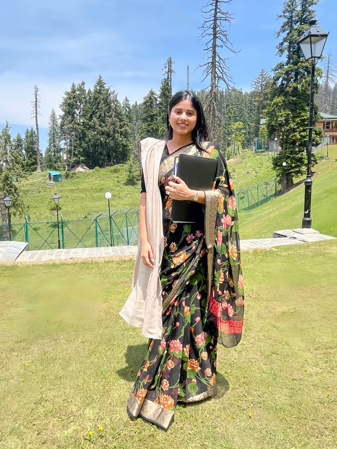 priya saroj rinku singh