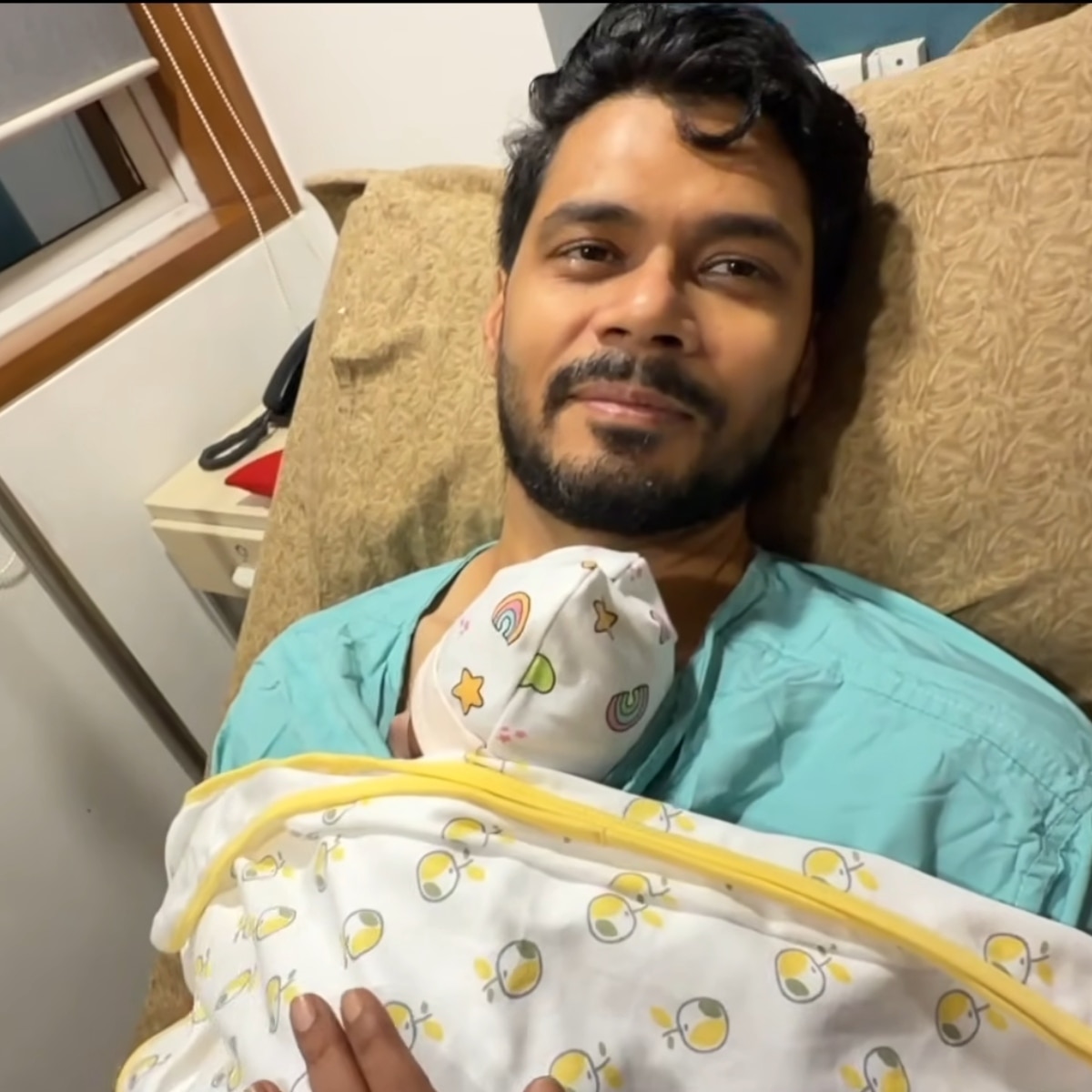 sambhavna seth avinash dwivedi twins