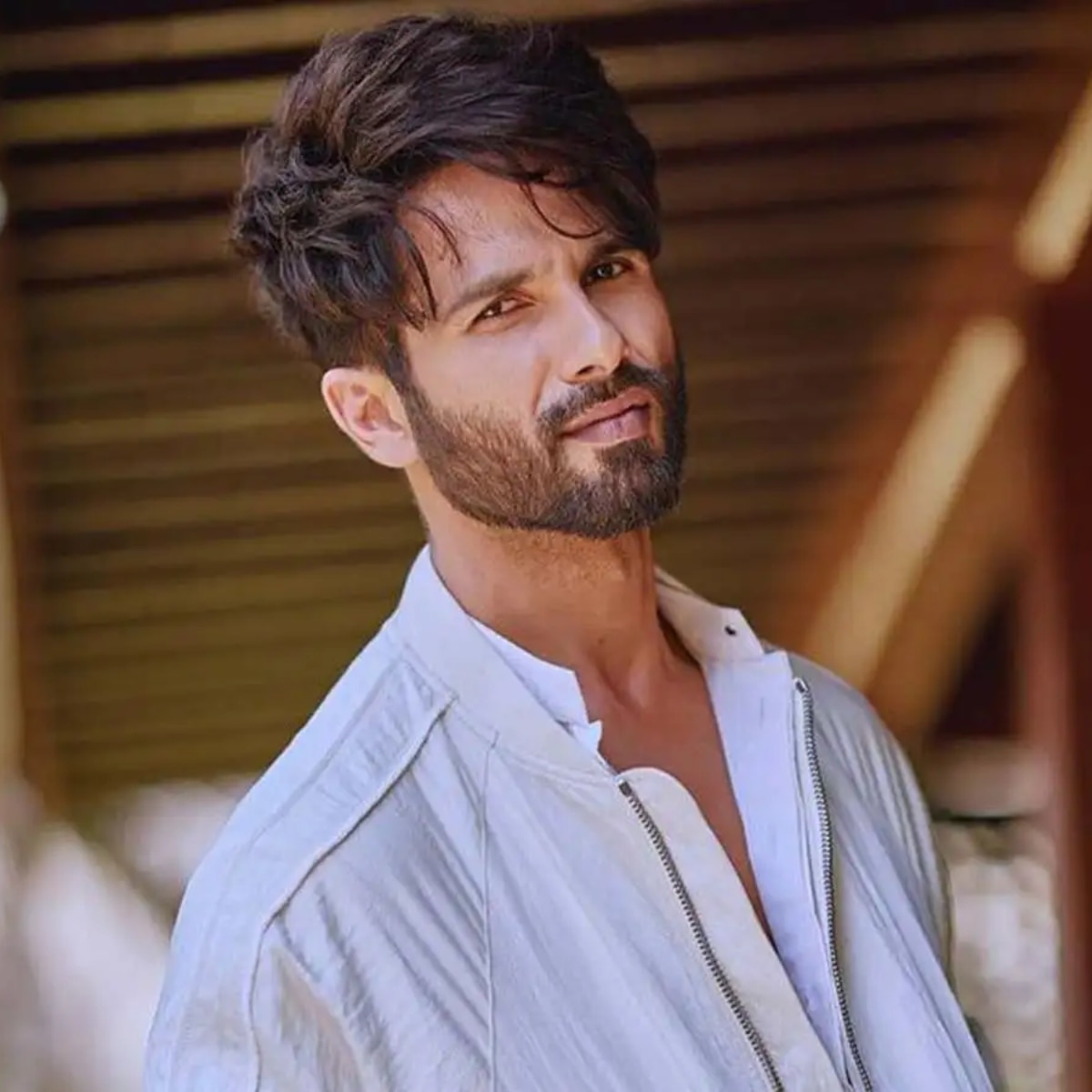 Shahid kapoor beas farmhouse
