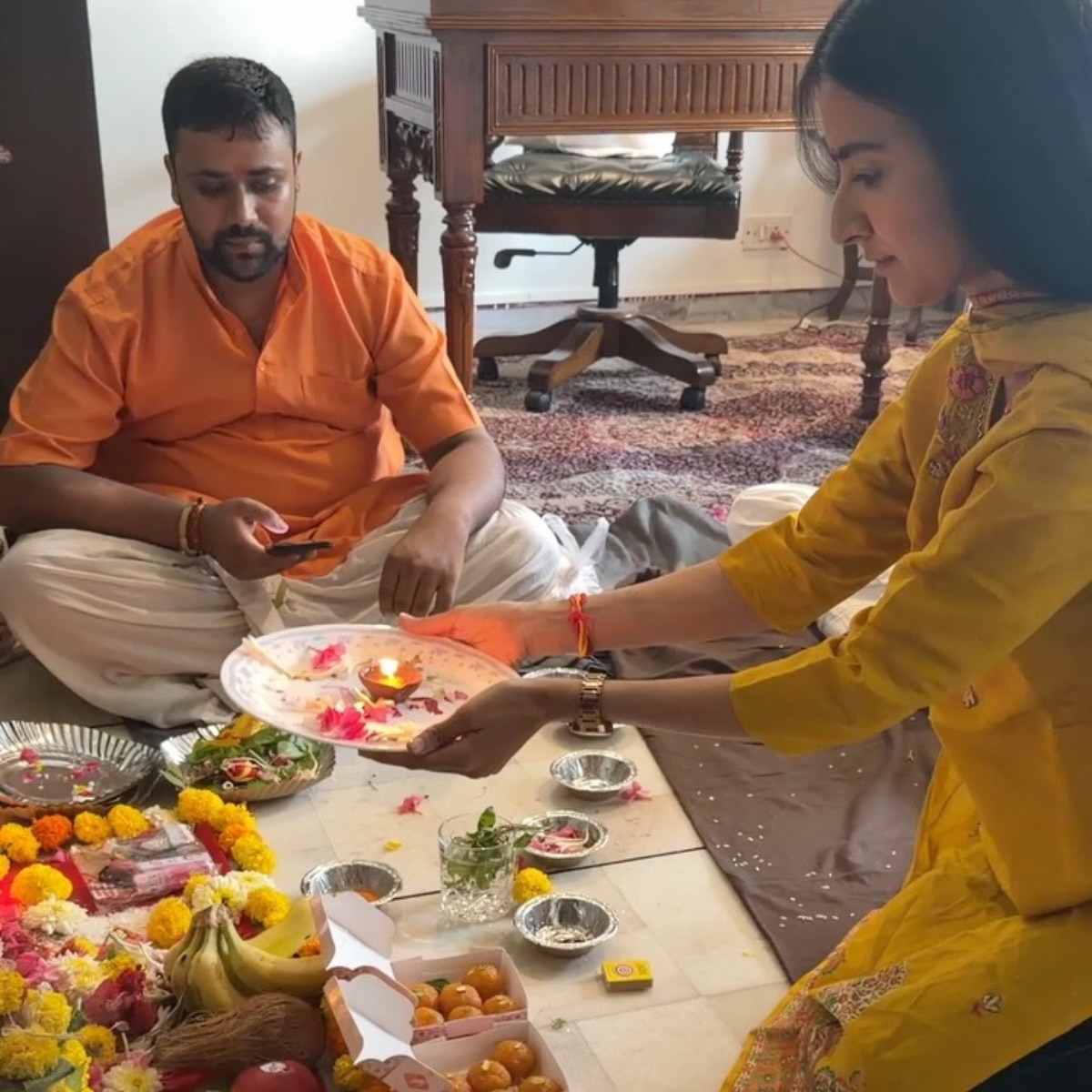 soundous moufakir performed hindu pooja