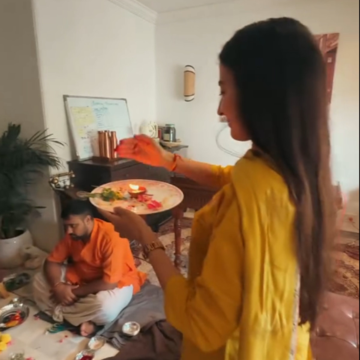 soundous moufakir performed hindu pooja