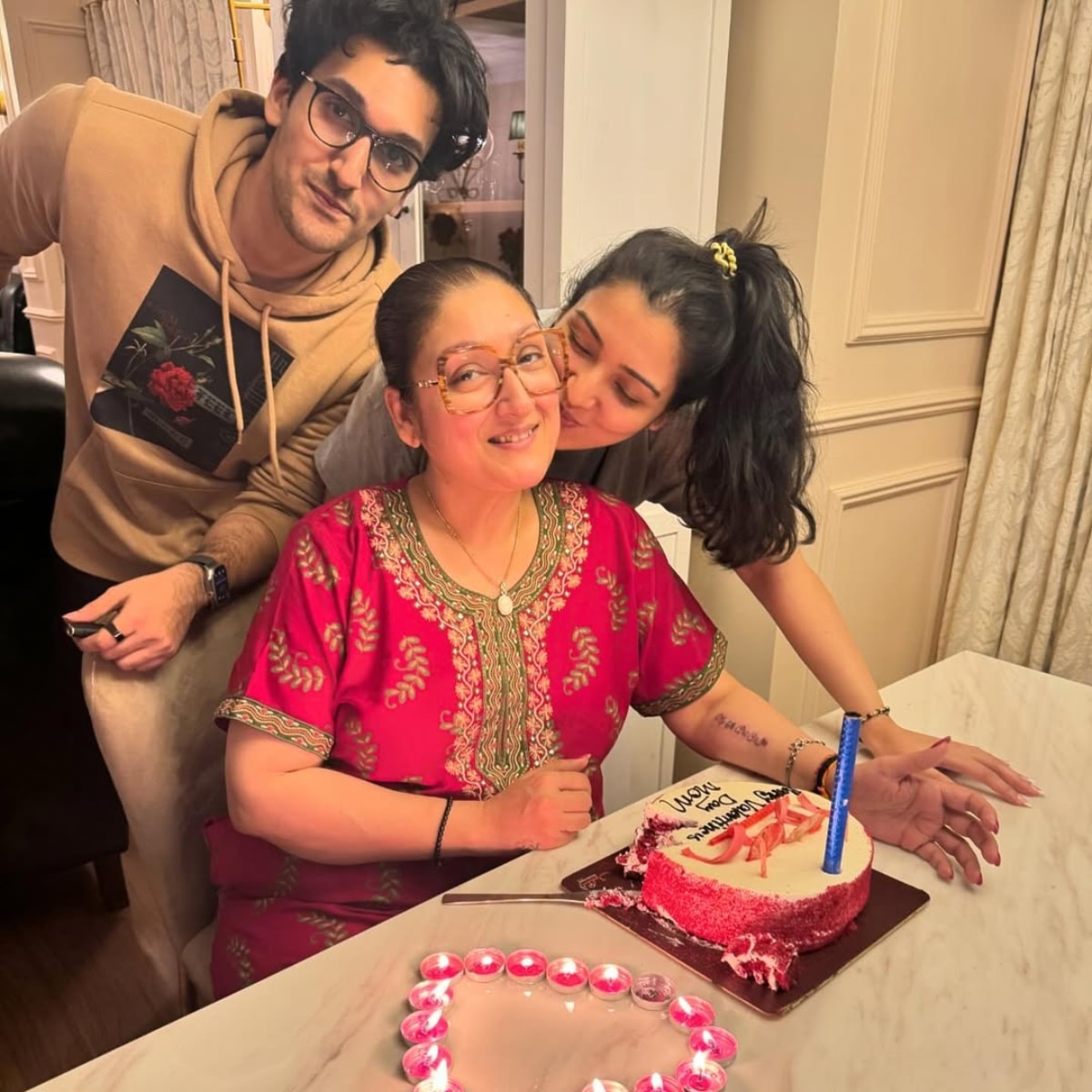 Sunita Ahuja with her kids