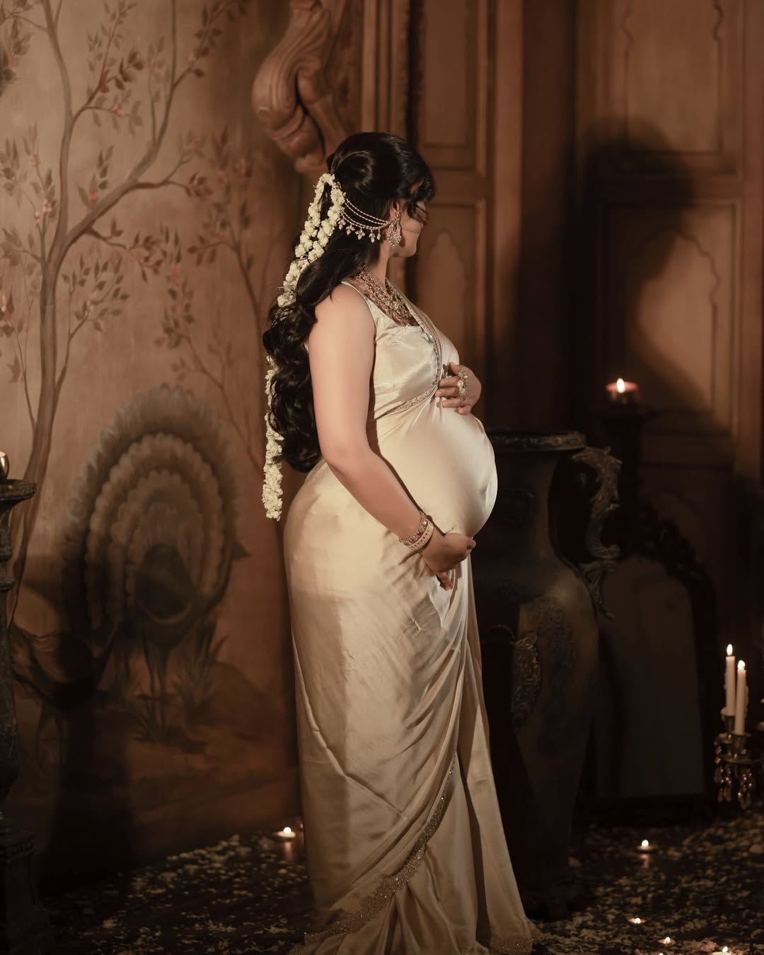 Surbhi jyoti maternity photoshoot