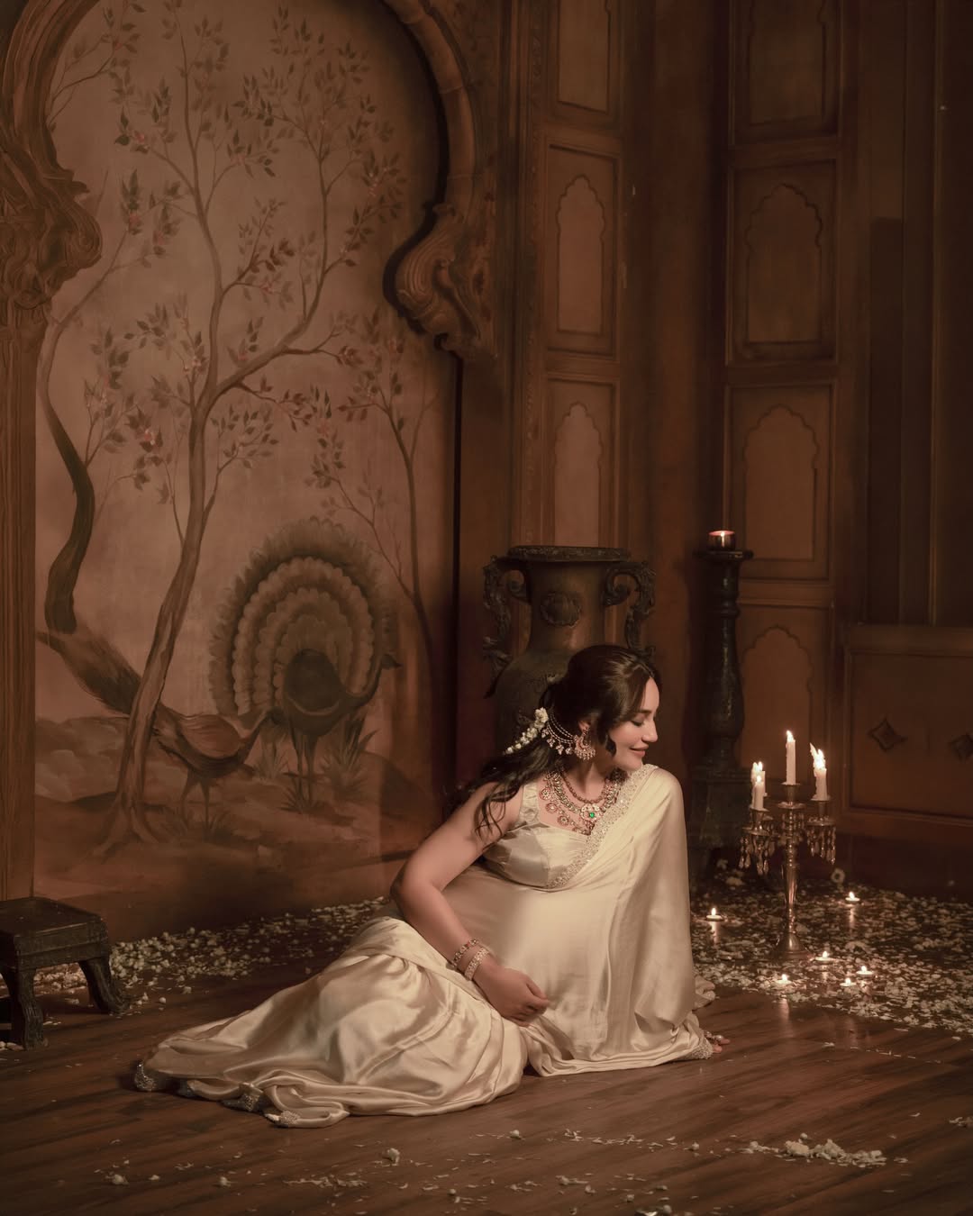 Surbhi jyoti maternity photoshoot