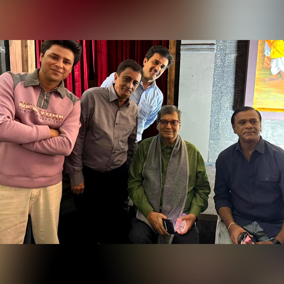 तन्मय वेकारिया 