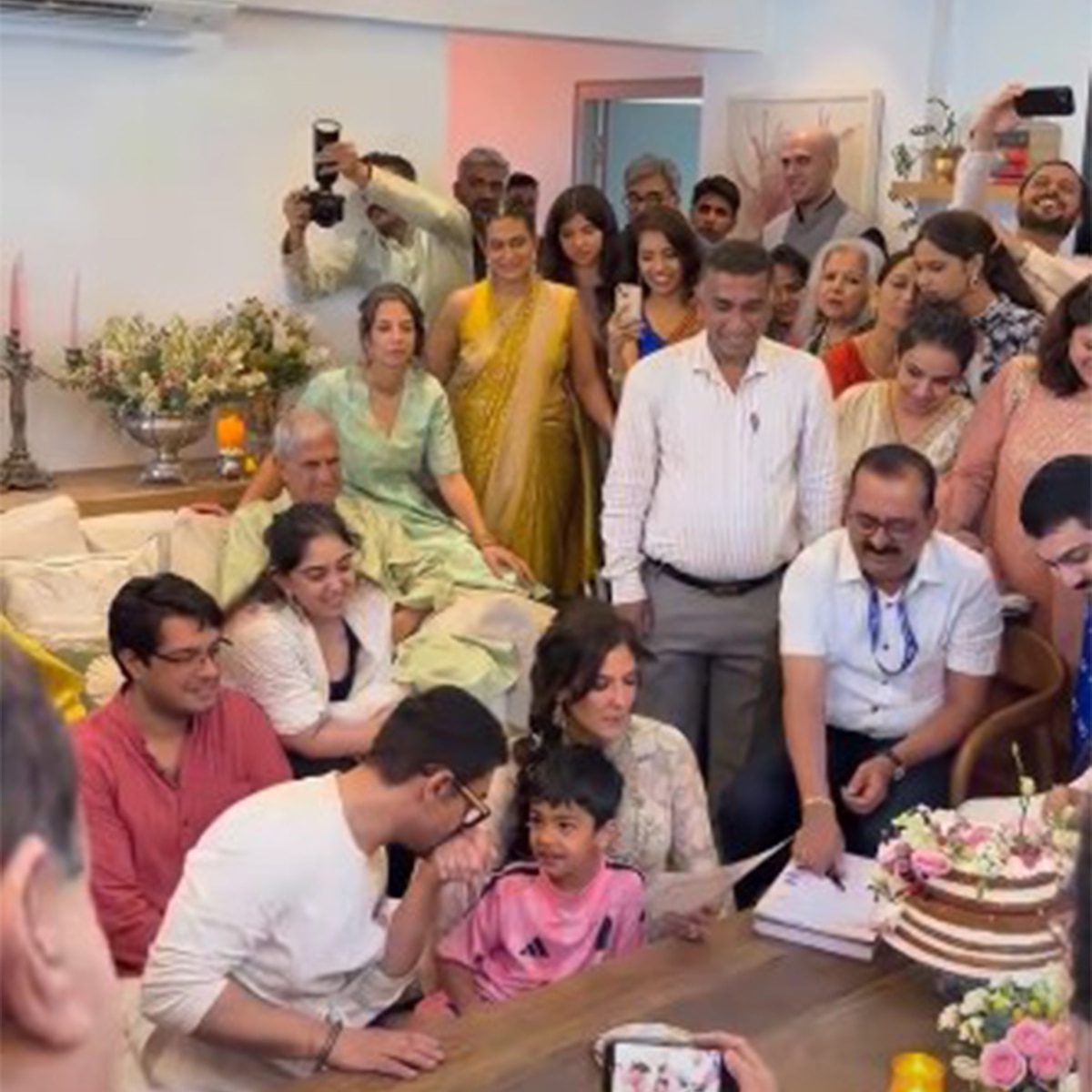 आमिर खान की तीसरी शादी की इनसाइड तस्वीरें
