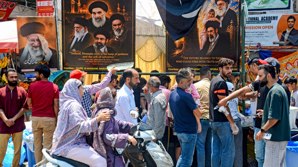 kashmir ayatollah ali khamenei condolence prayers