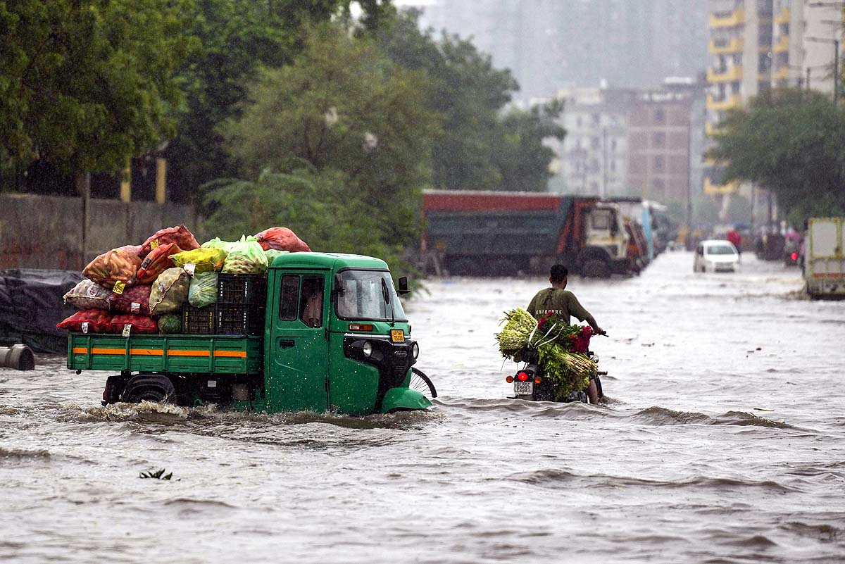 Delhi NCR Rain Chaos