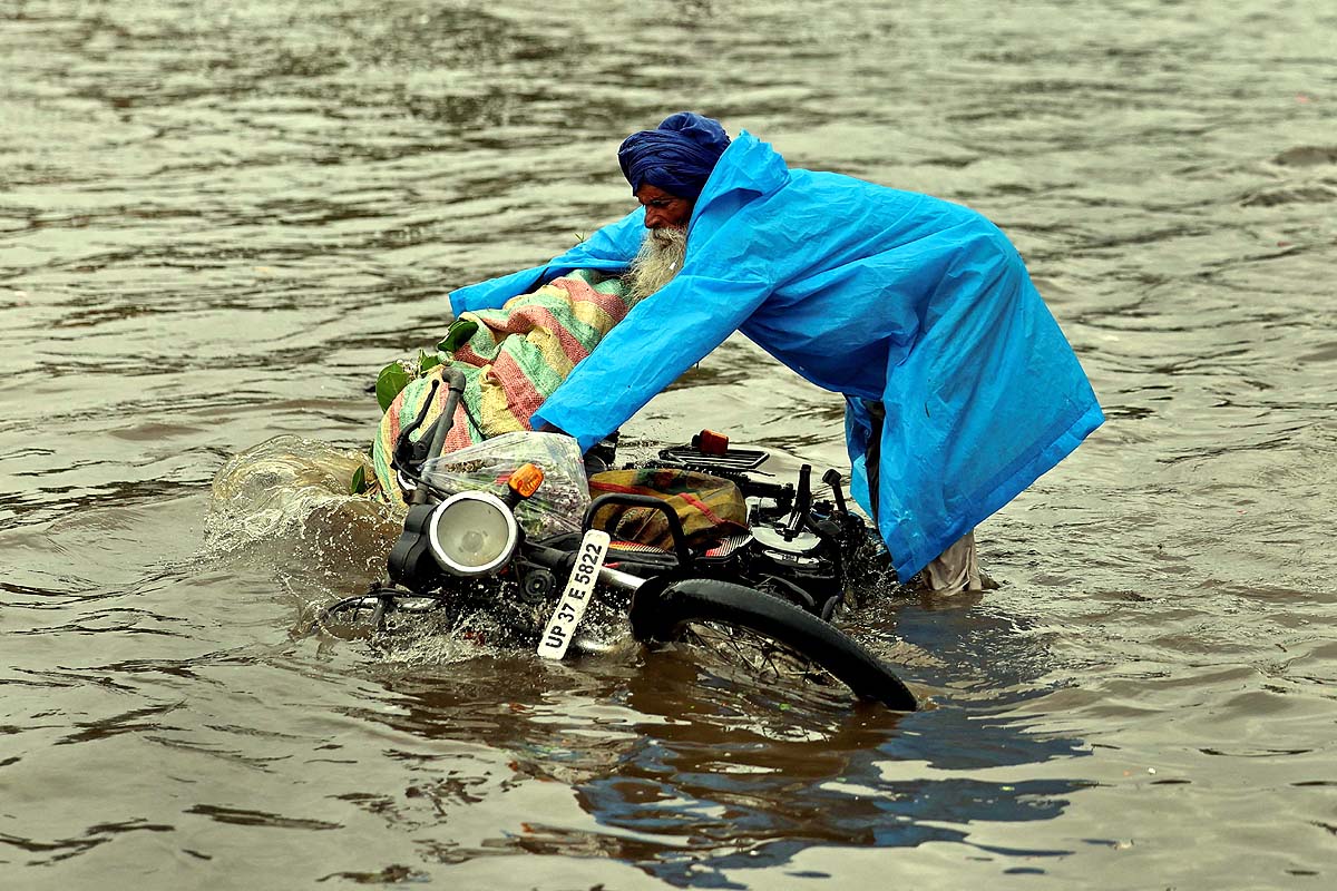 Delhi NCR Rain Chaos