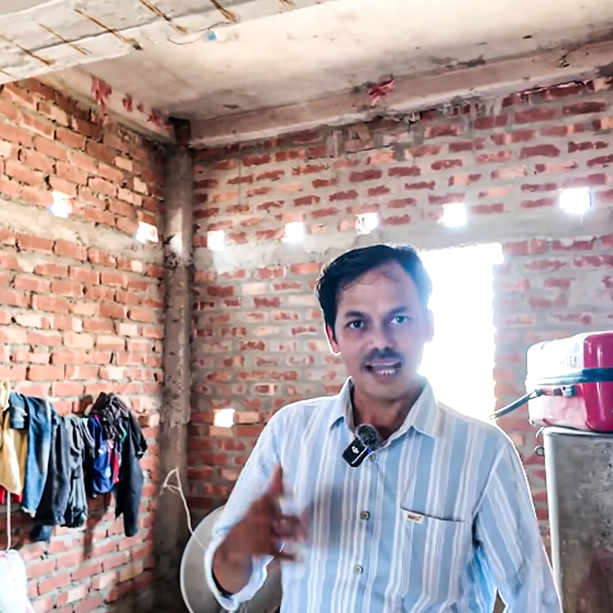 दिलीप हाउस टूर