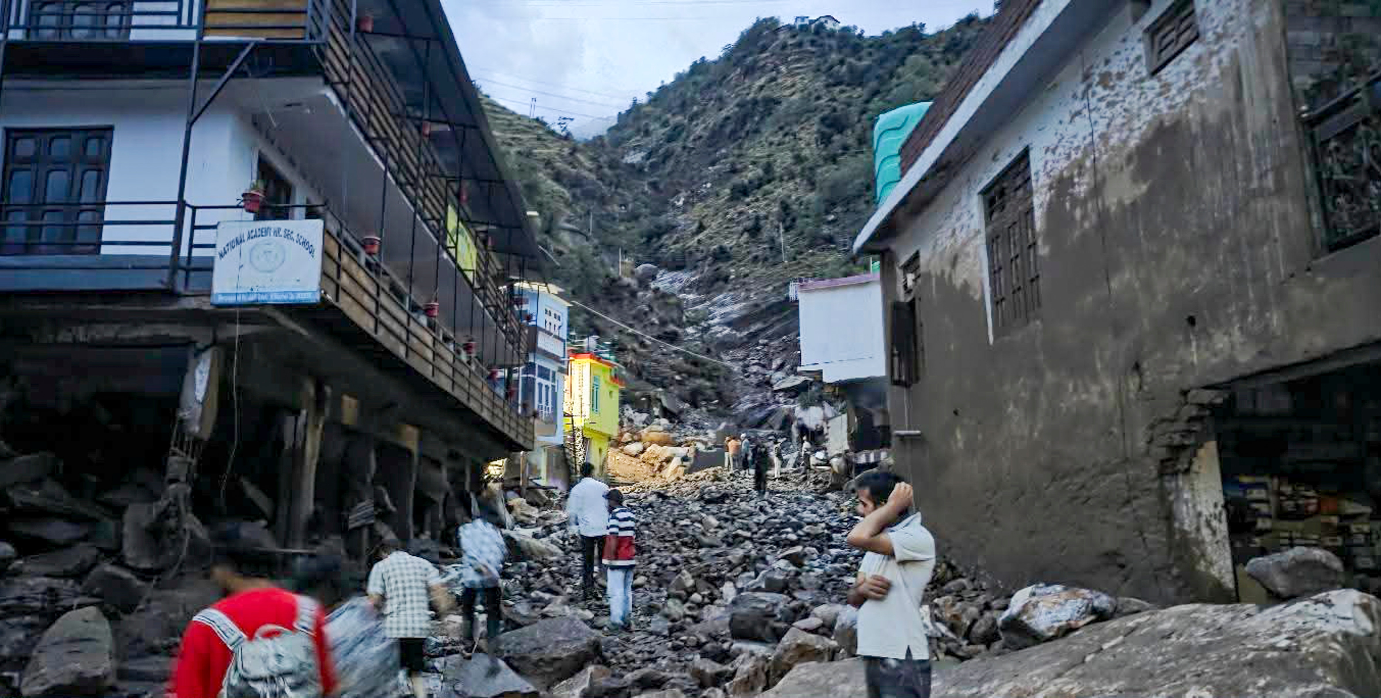 डोडा: बादल फटने के बाद तबाही का मंजर