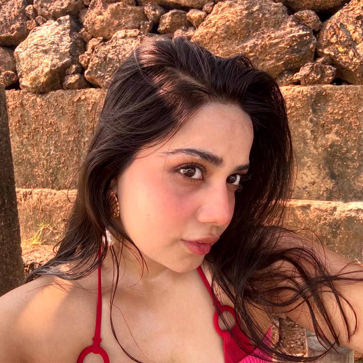 dolly javed father calls her prostitue 