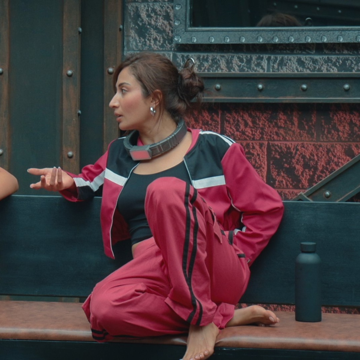 Shreya kalra on Akansha Chamola