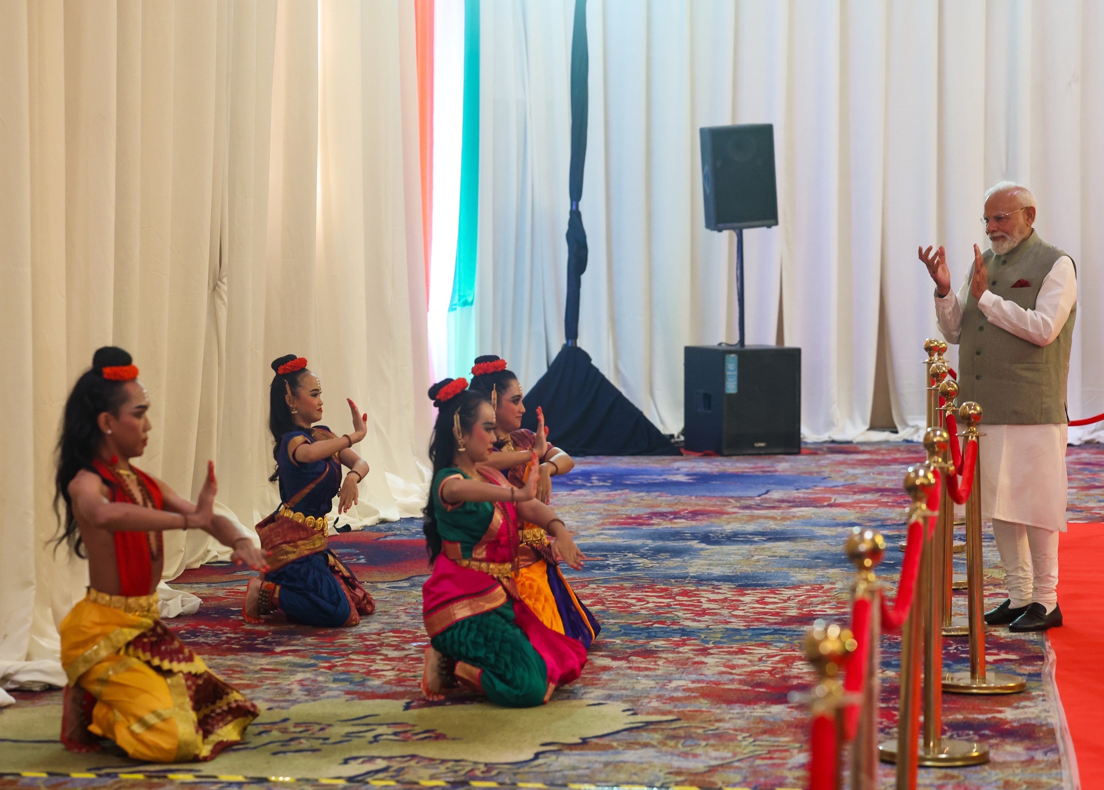 pm modi in indonesia