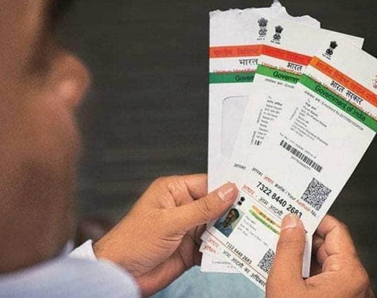 जरूरी डॉक्युमेंट और फीस 