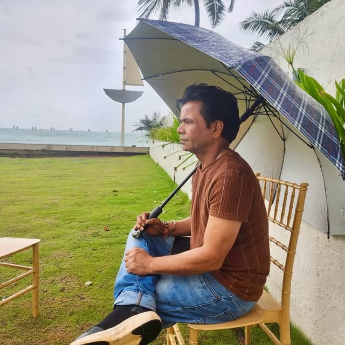 Rajpal Yadav Emotional Post