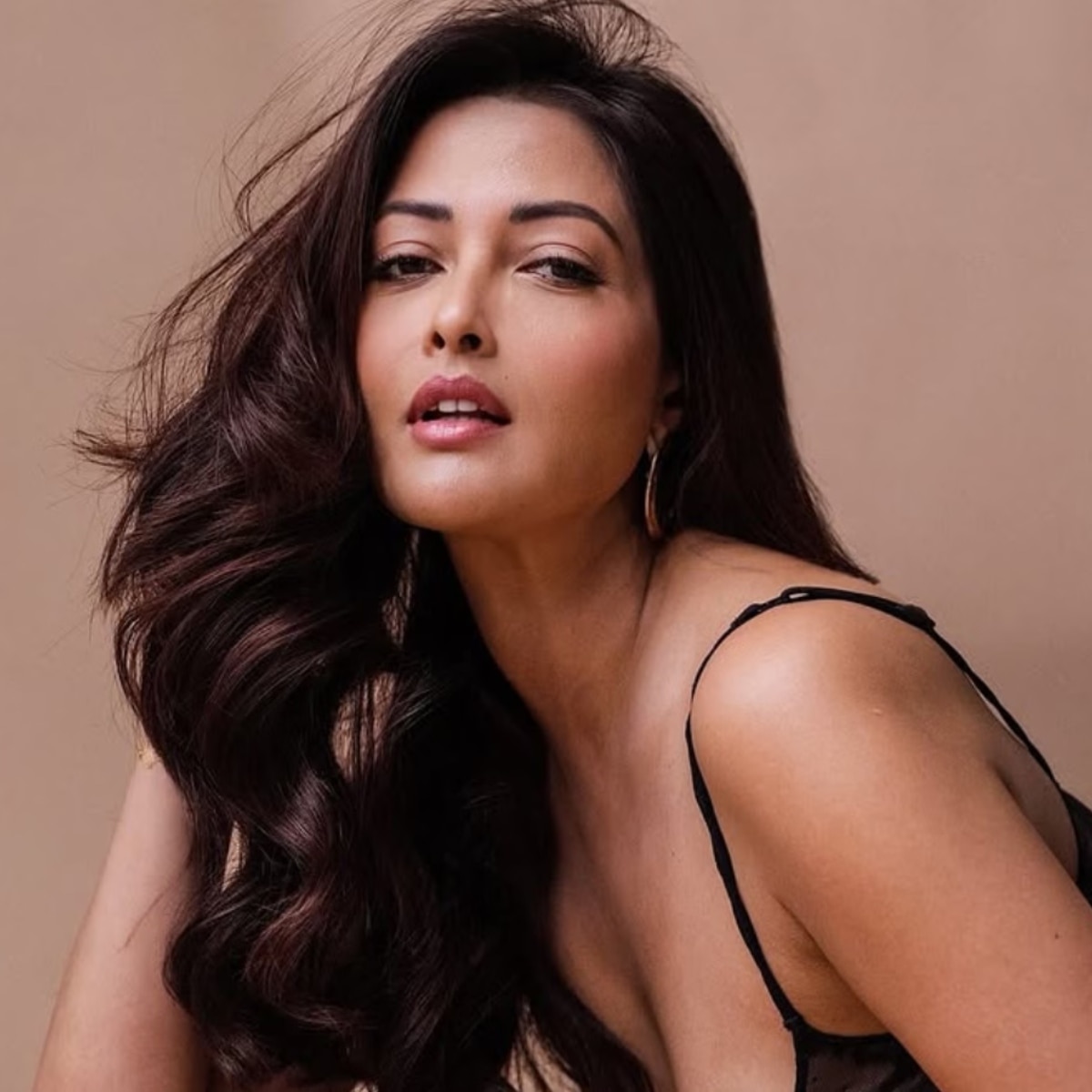 Riya sen Controversies