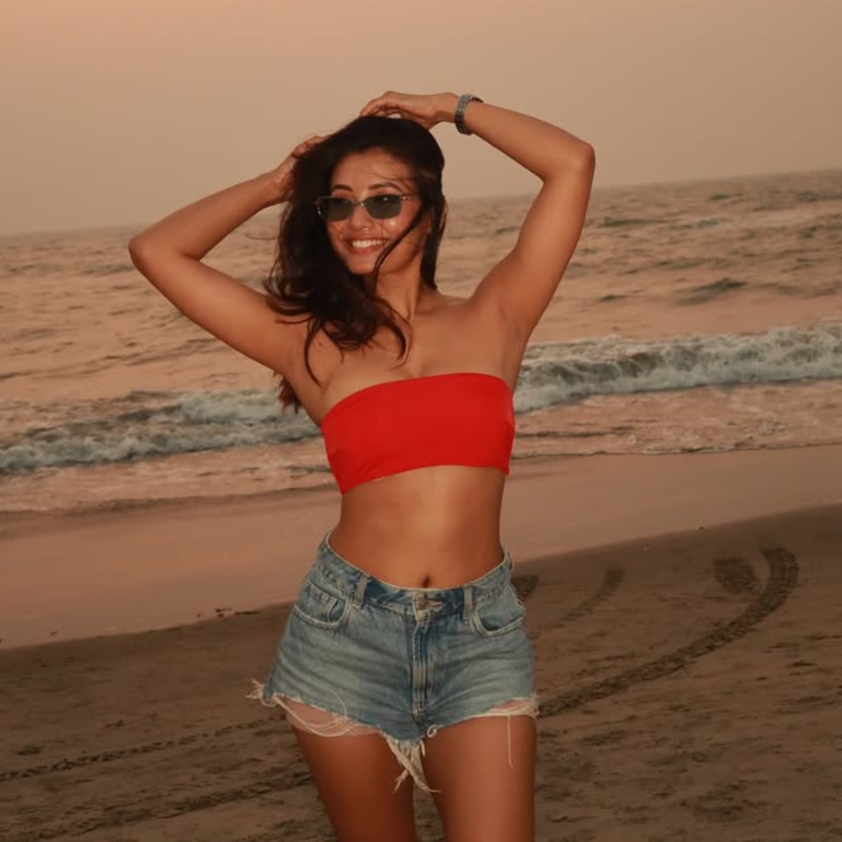 Who is actress Surabhi Das