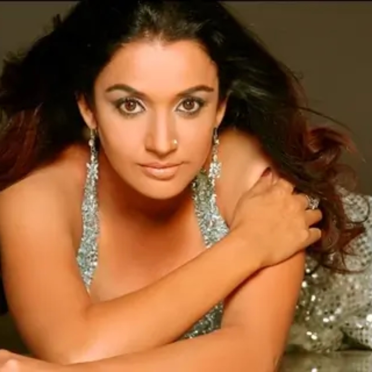 suwati anand happily single at 63