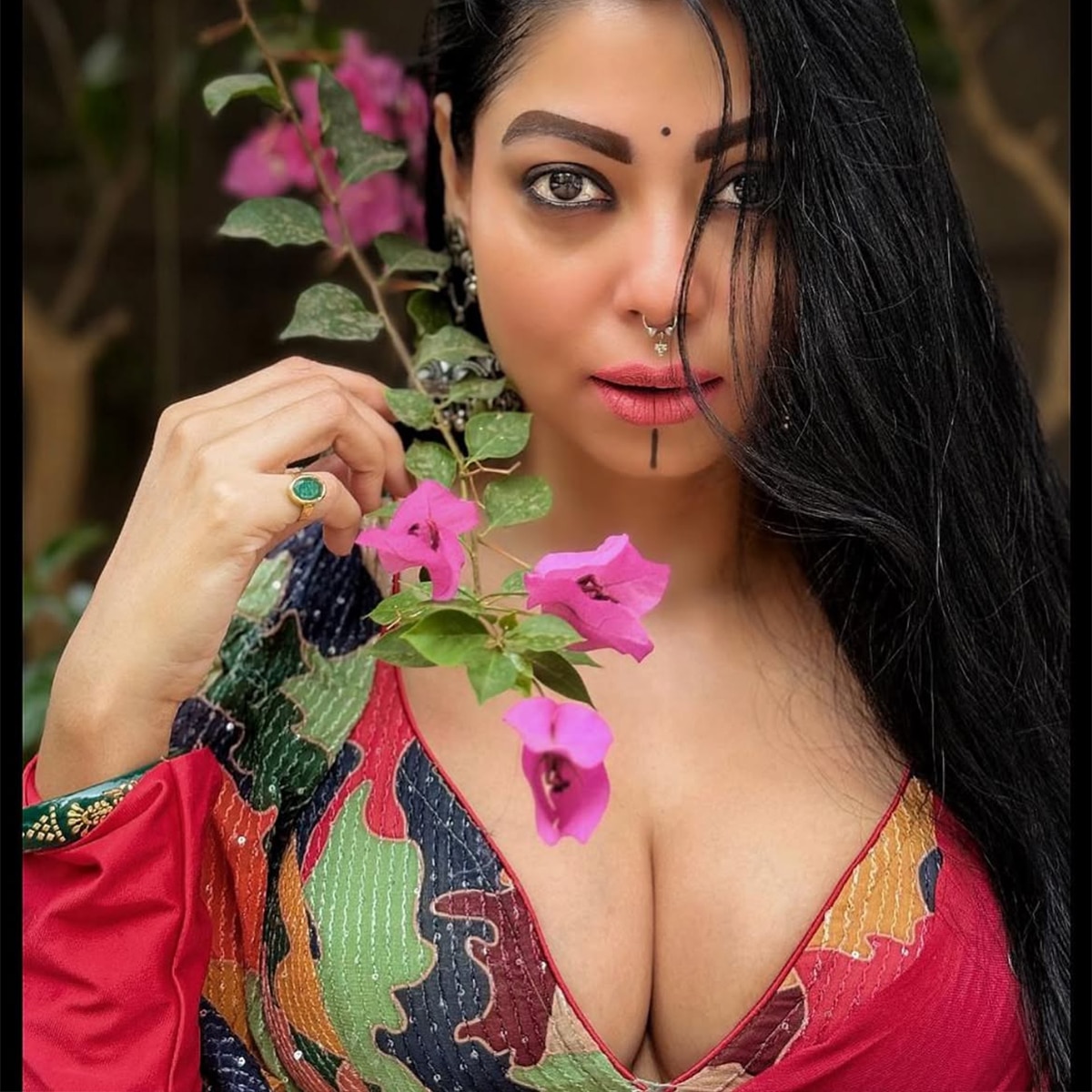 अनंग्शा बिस्वास