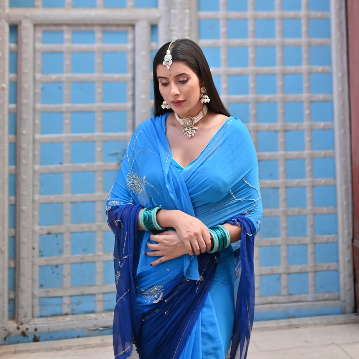चारू असोपा हुईं भावुक