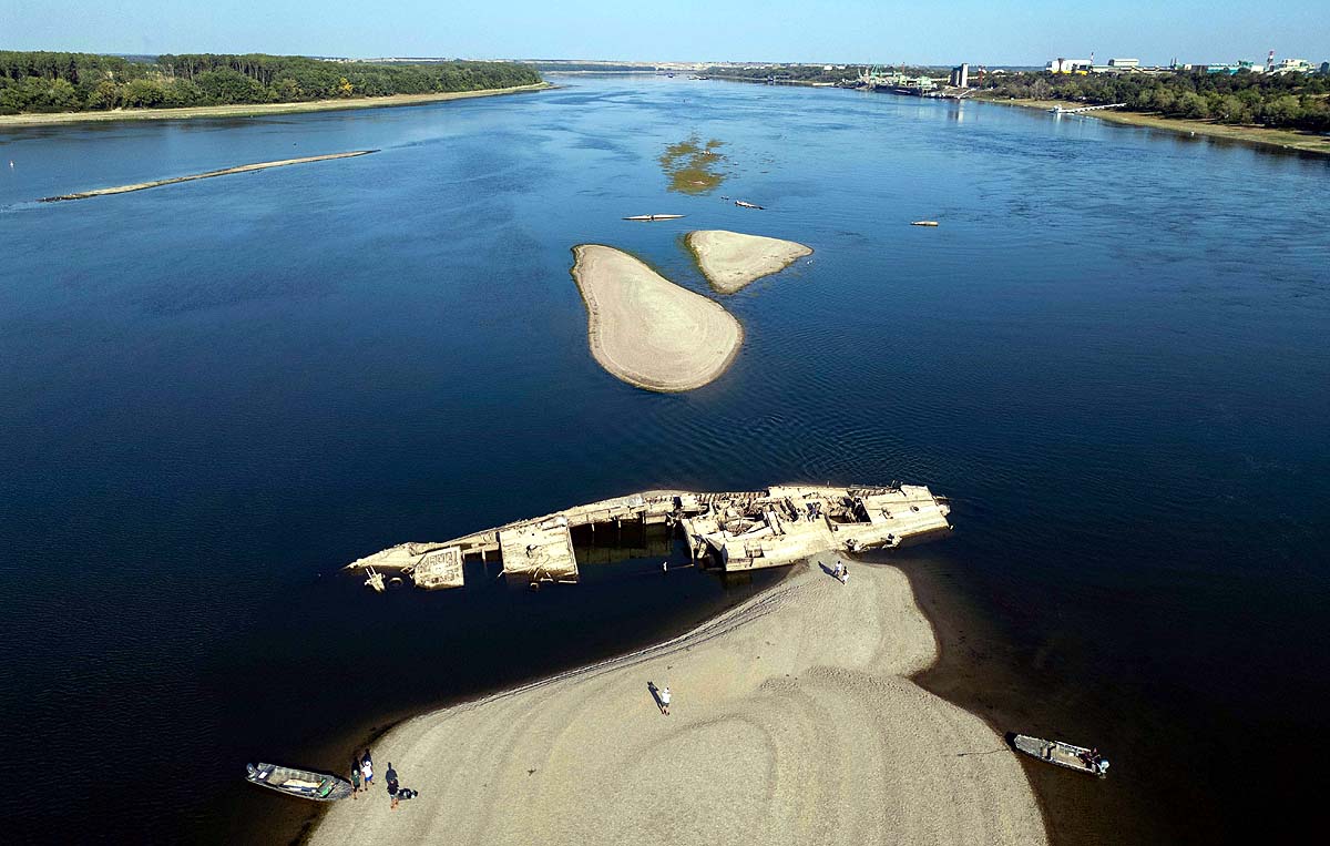 hitler warship danube river
