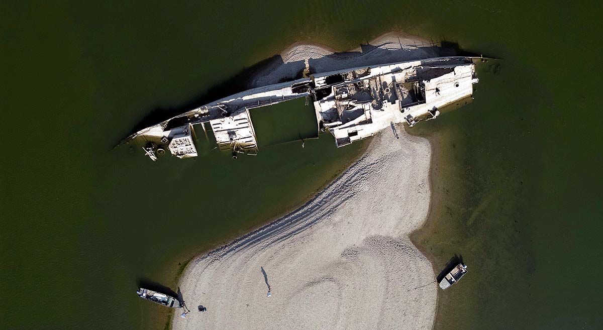 hitler warship danube river