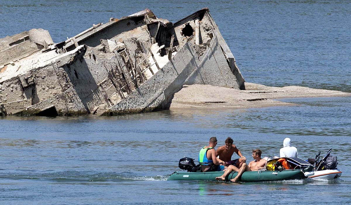 danube river nazi warships
