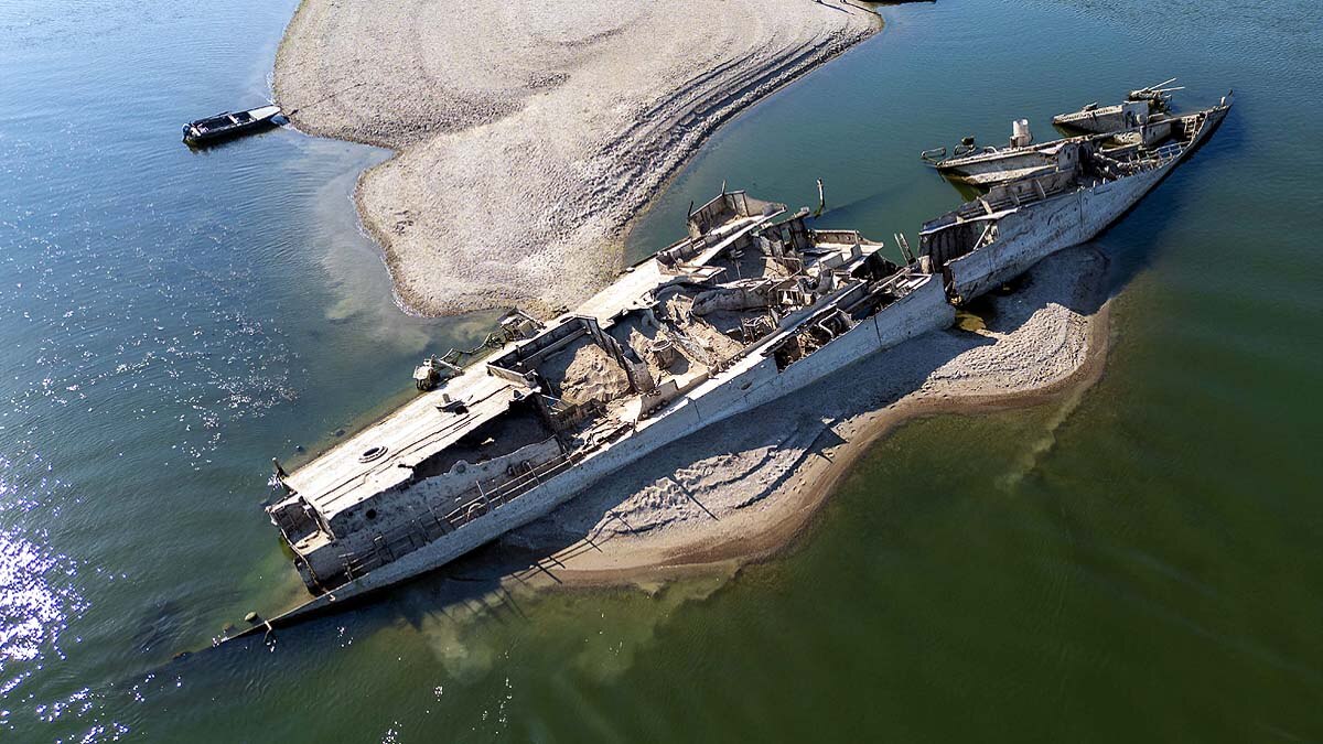 hitler warship danube river