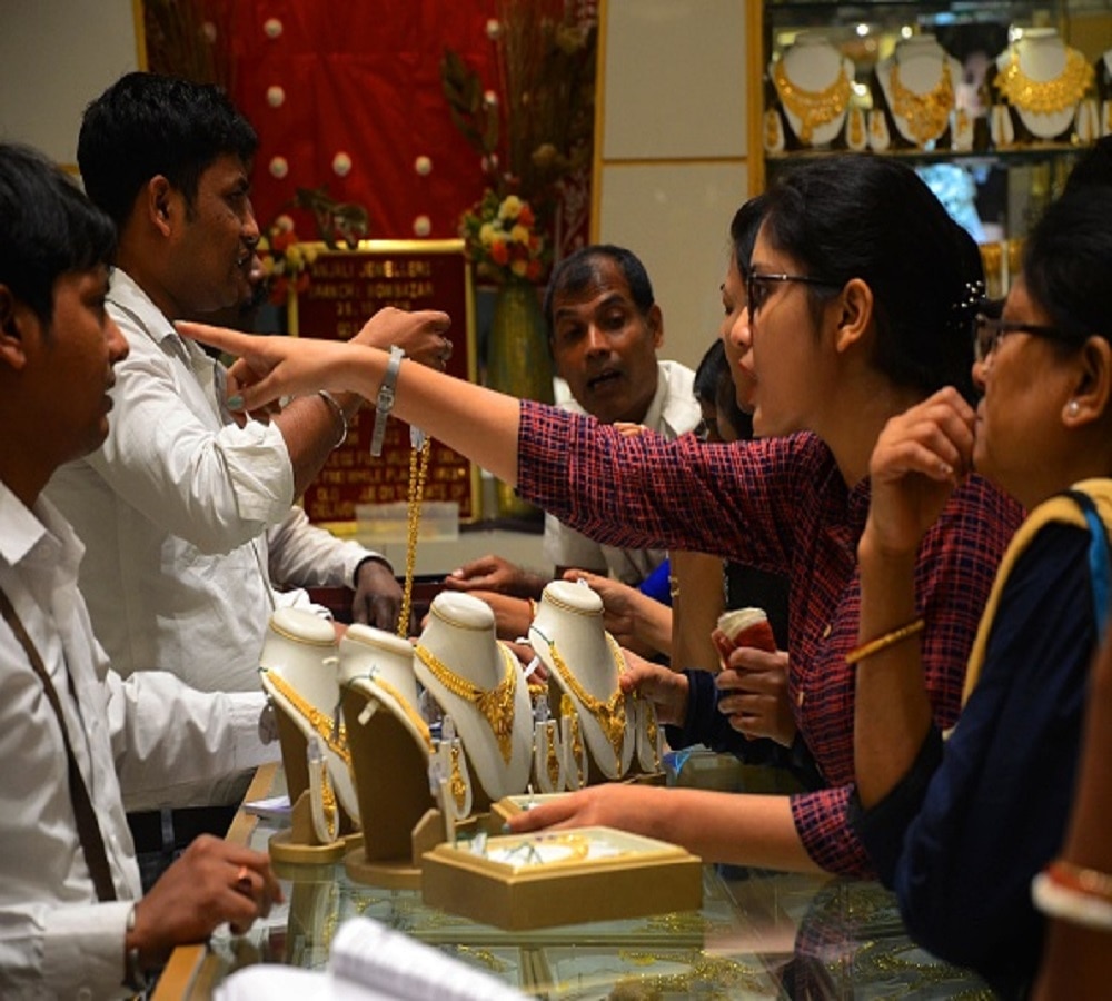लॉकर में रखा सोना हमेशा सबसे बड़ा सहारा
