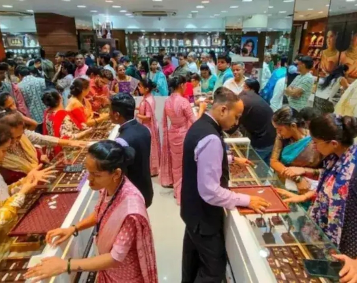 घरेलू मार्केट में Gold-Silver रेट