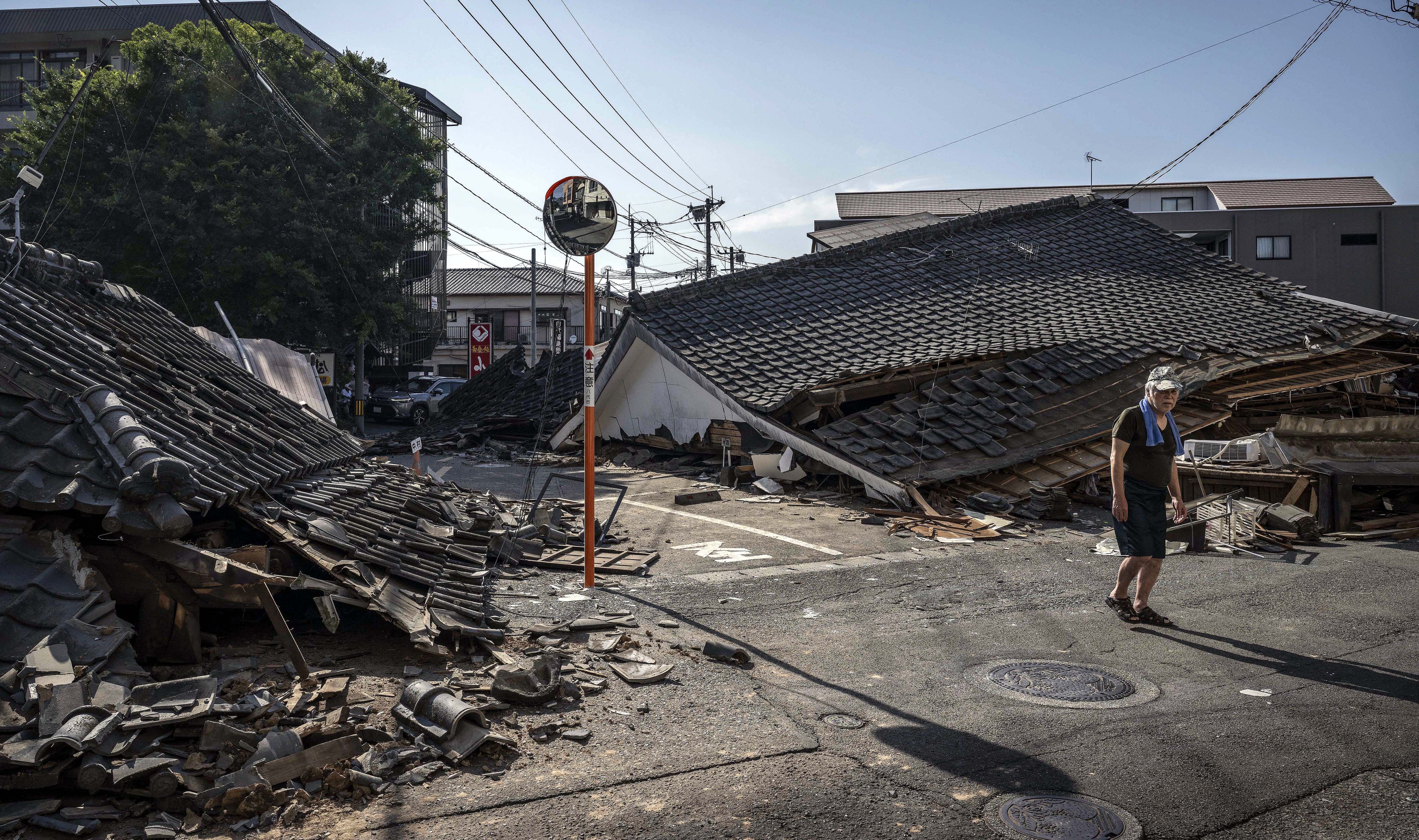 Japan Earthquake Car Chips 