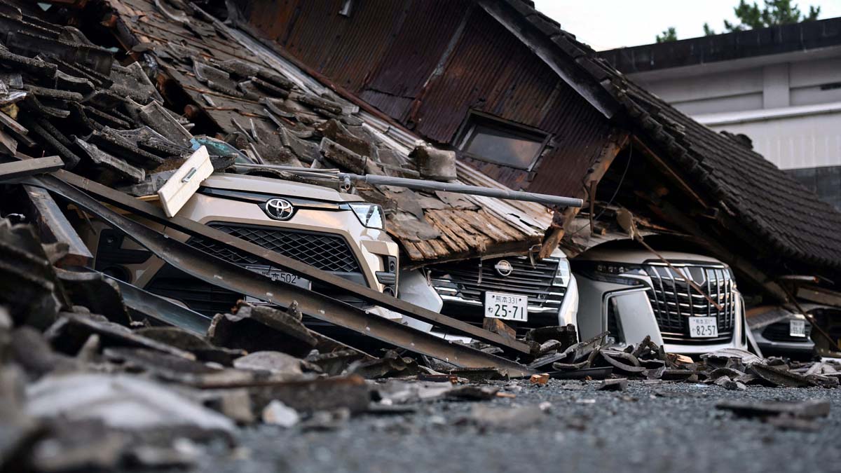 Japan Earthquake Car Chips 