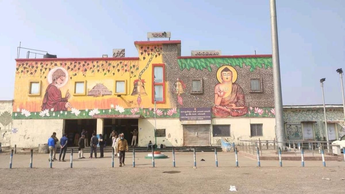 यहां से पैदल जा सकते हैं विदेश