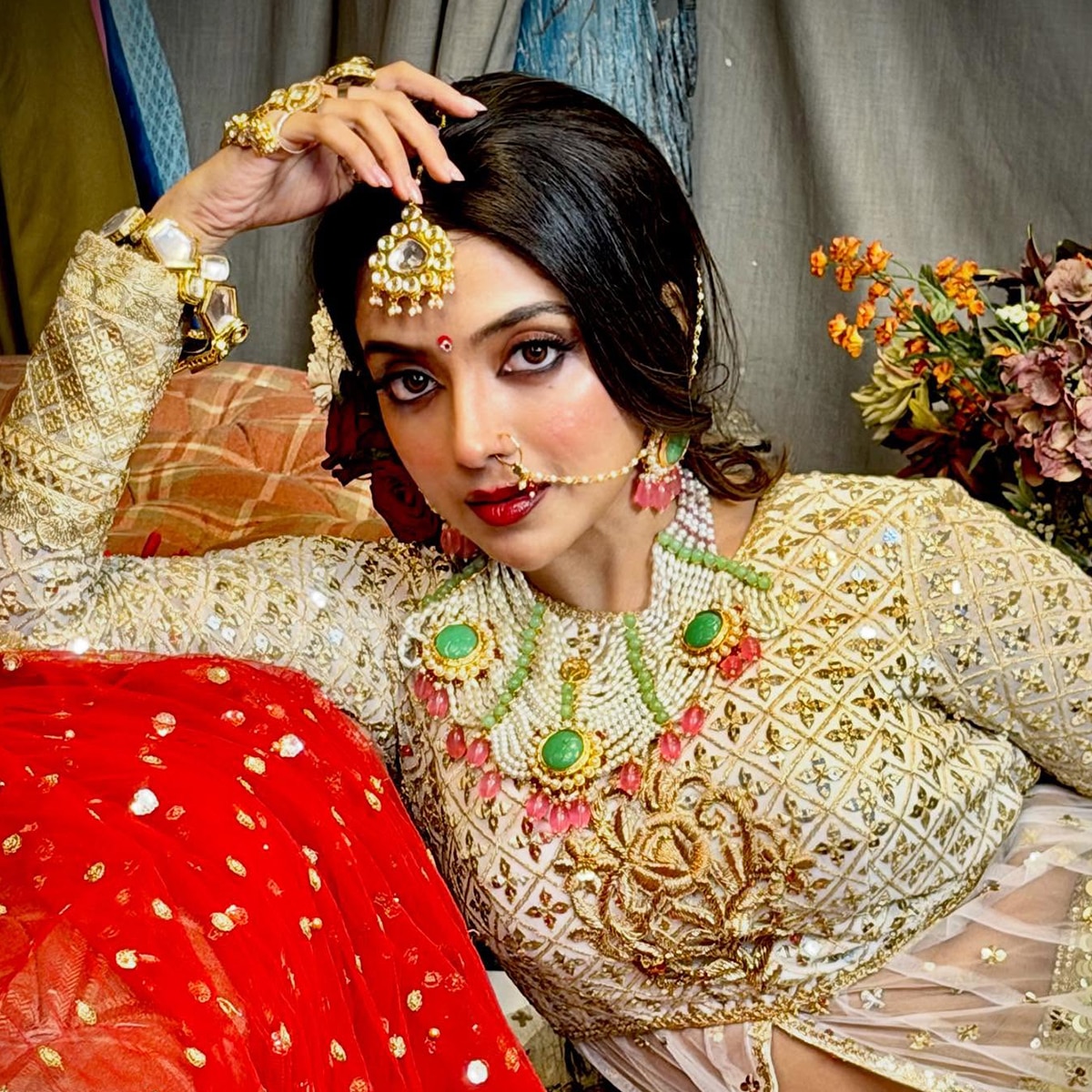 खुशी दुबे 