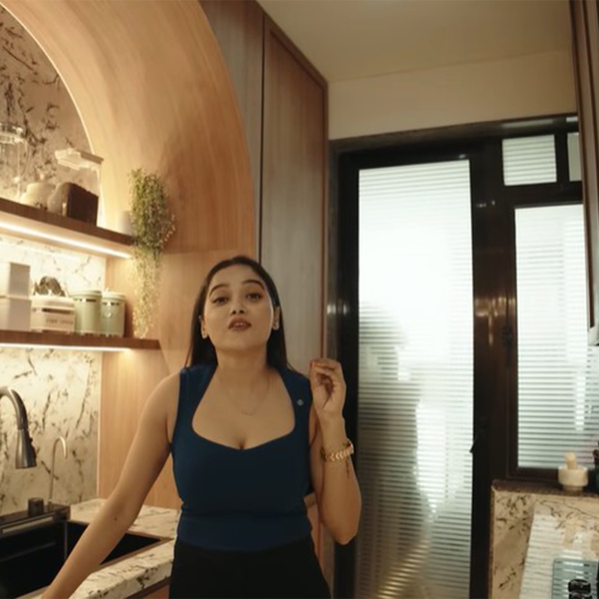 मनीषा रानी का आलीशान घर 