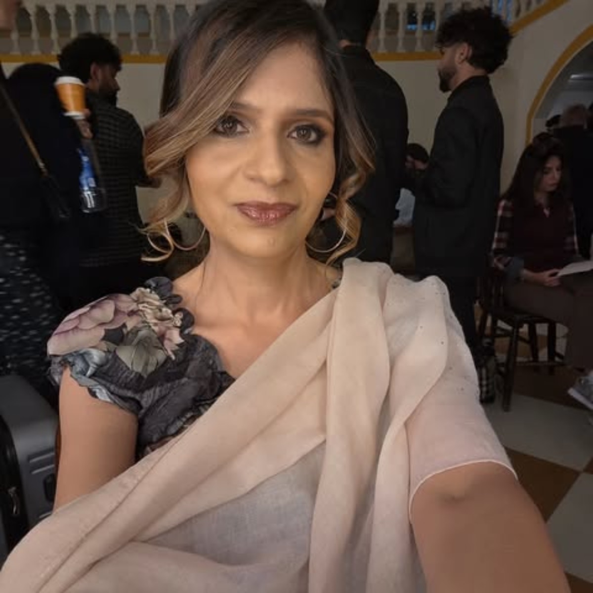 कुंवारी हैं 50 साल की सबा पटौदी