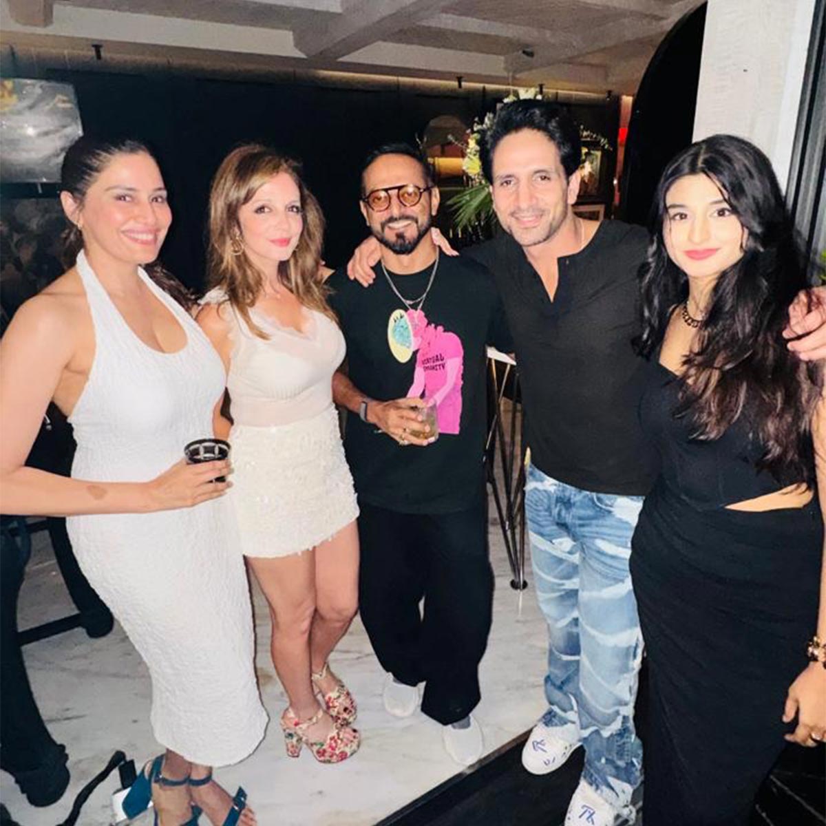 salman khan sohail khan party inside photos