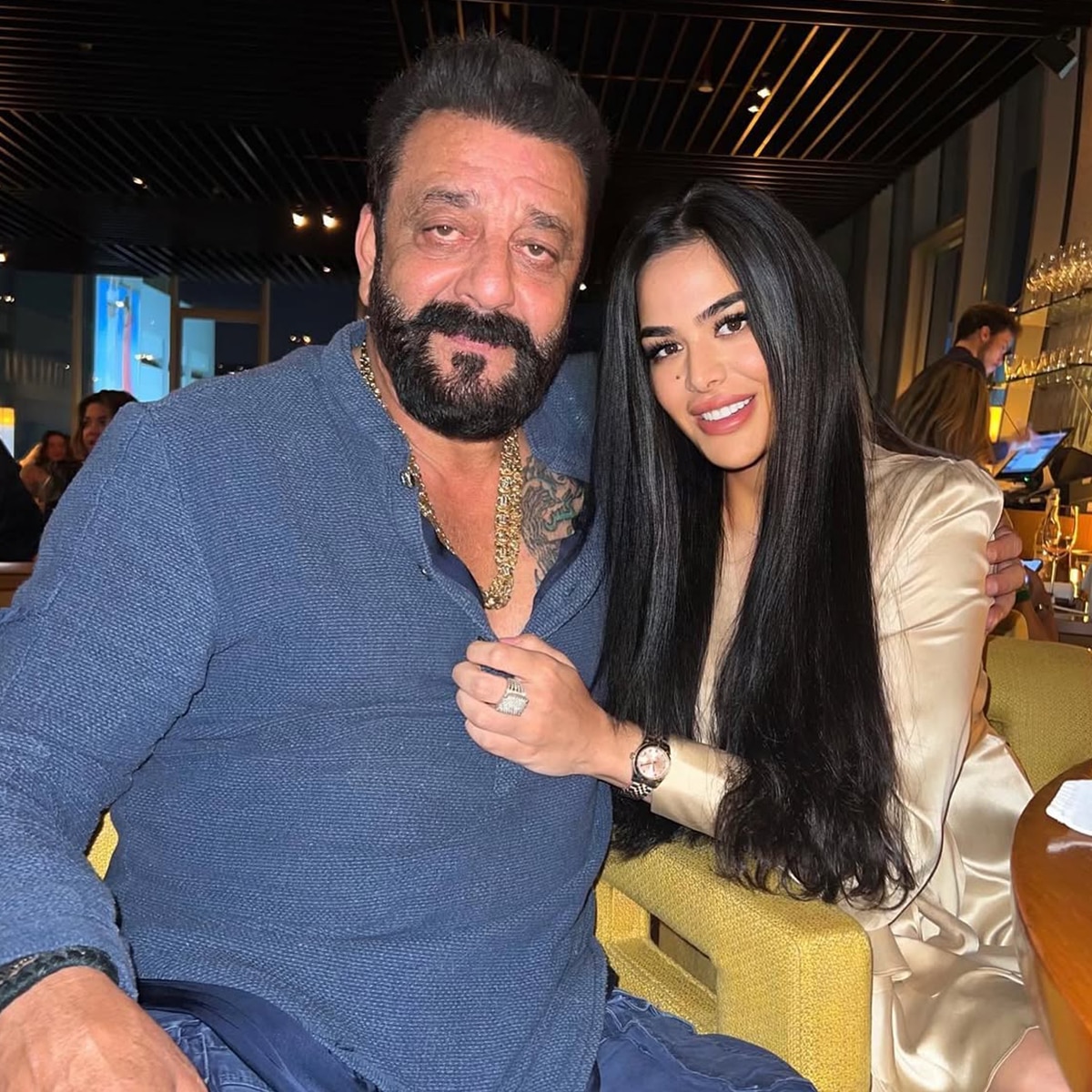 संजय दत्त की बड़ी बेटी त्रिशाला दत्त 38 साल की हुई