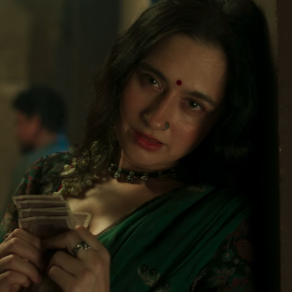 Sanjeeda Sheikh in Toxic trailer