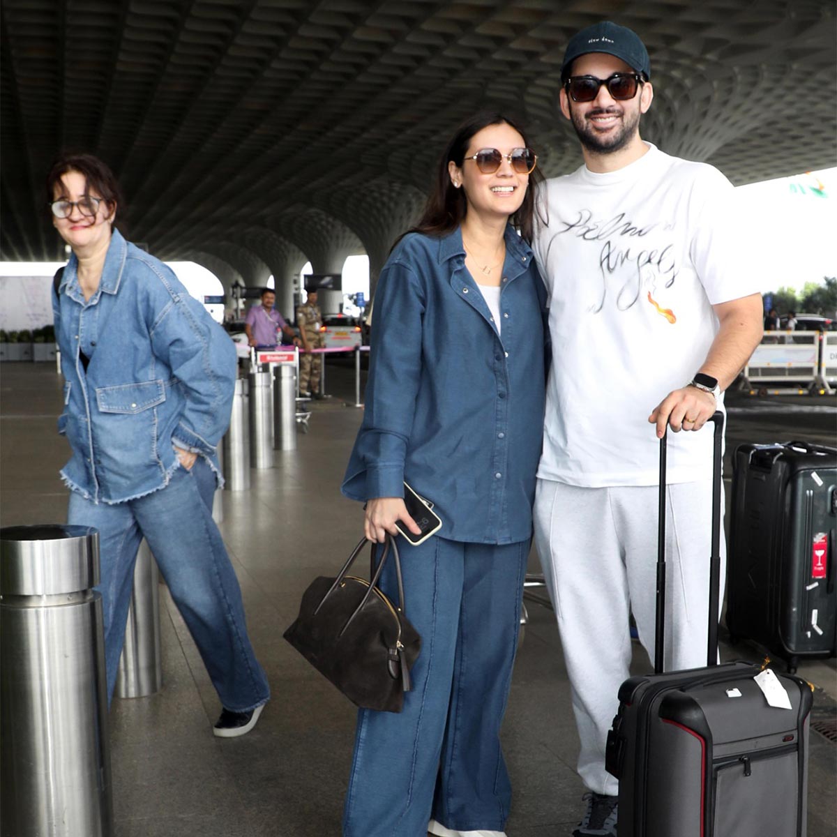 sunny deol wife pooja and daughter in law drisha acharya