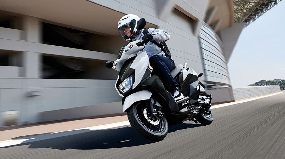 Suzuki Avenis