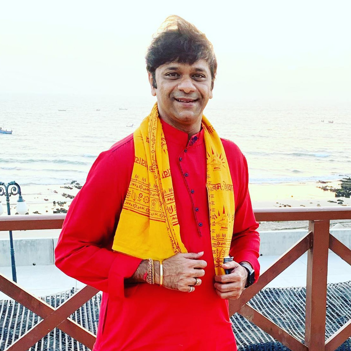 तन्मय वेकारिया 