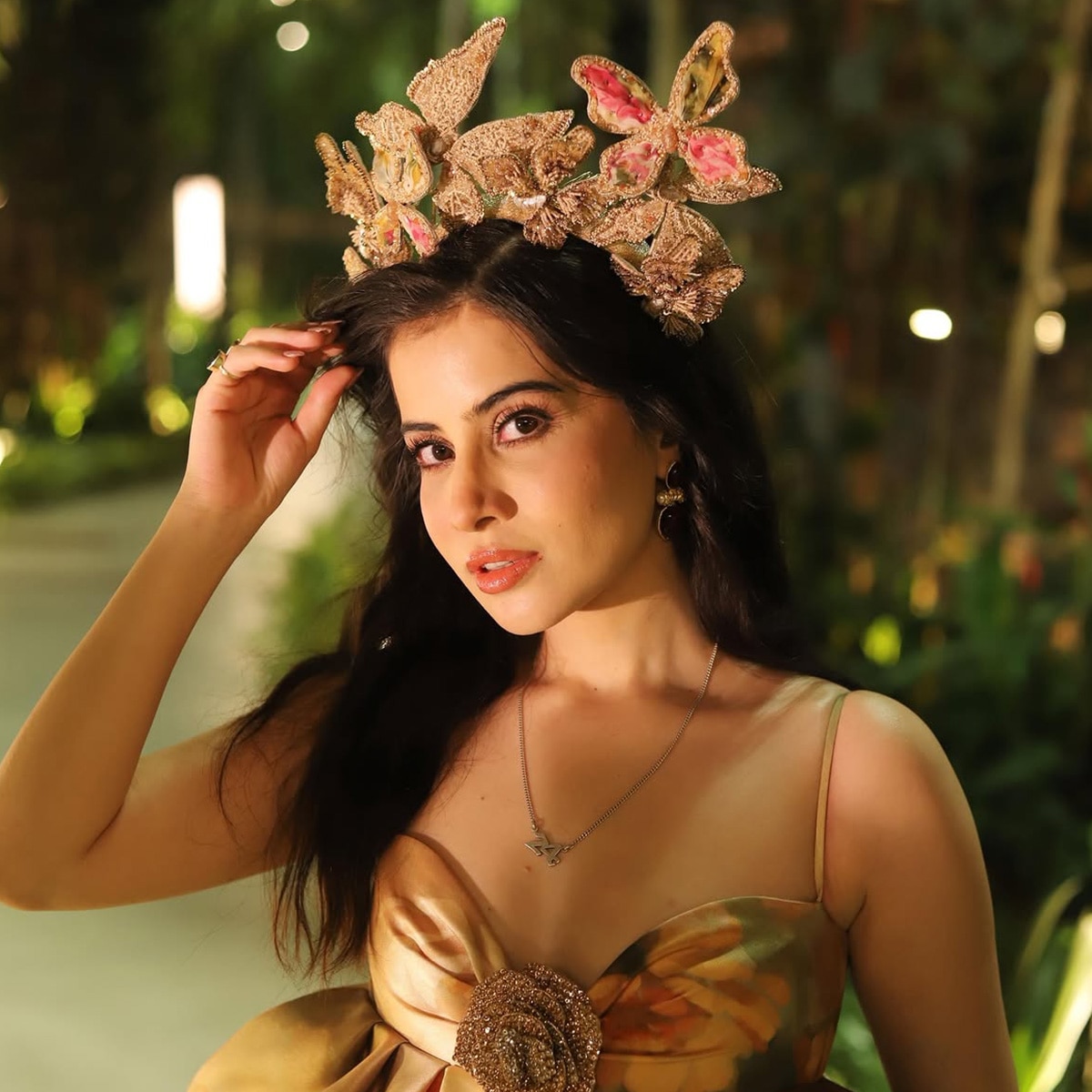 urfi javed bikini look 