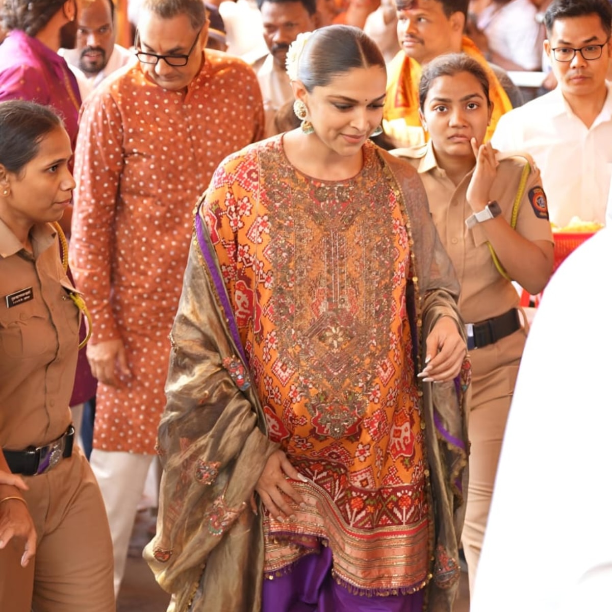 दीपिका पादुकोण 